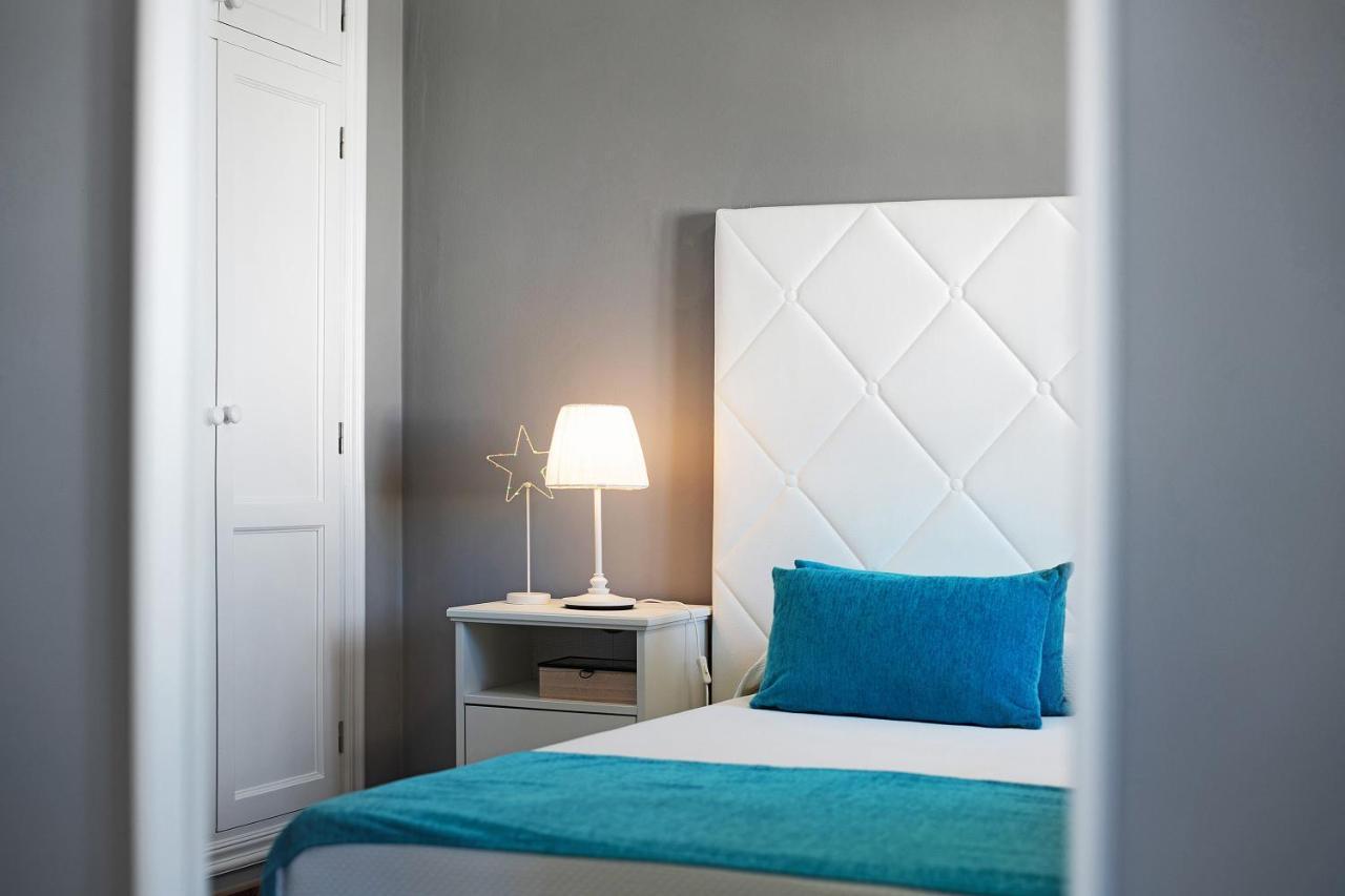 פלאיה בלנקה Apartamentos La Estrella III מראה חיצוני תמונה