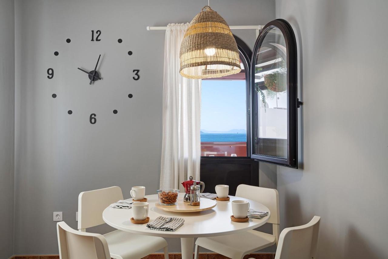 פלאיה בלנקה Apartamentos La Estrella III מראה חיצוני תמונה